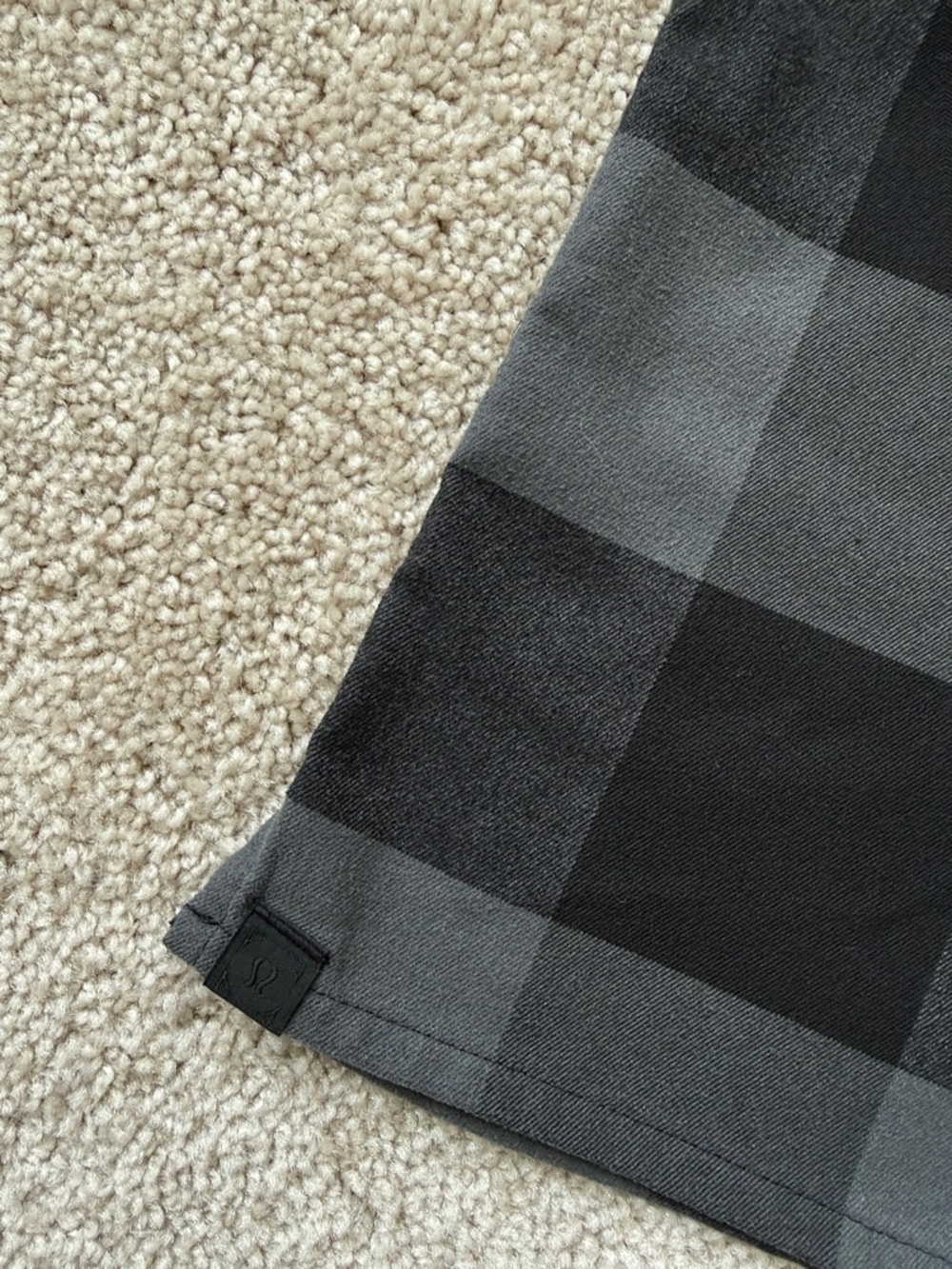 Lululemon Masons Peak Black Grey Flannel Button Up Shirt - Picture 7 of 10